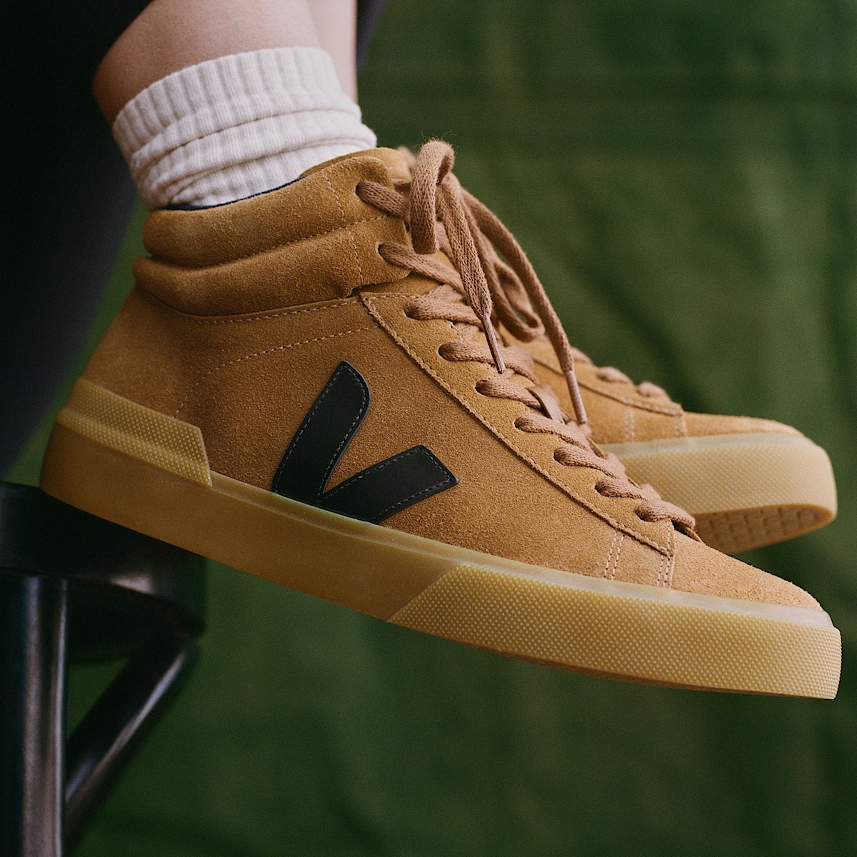 MINOTAUR SUEDE CAMEL BLACK — 4