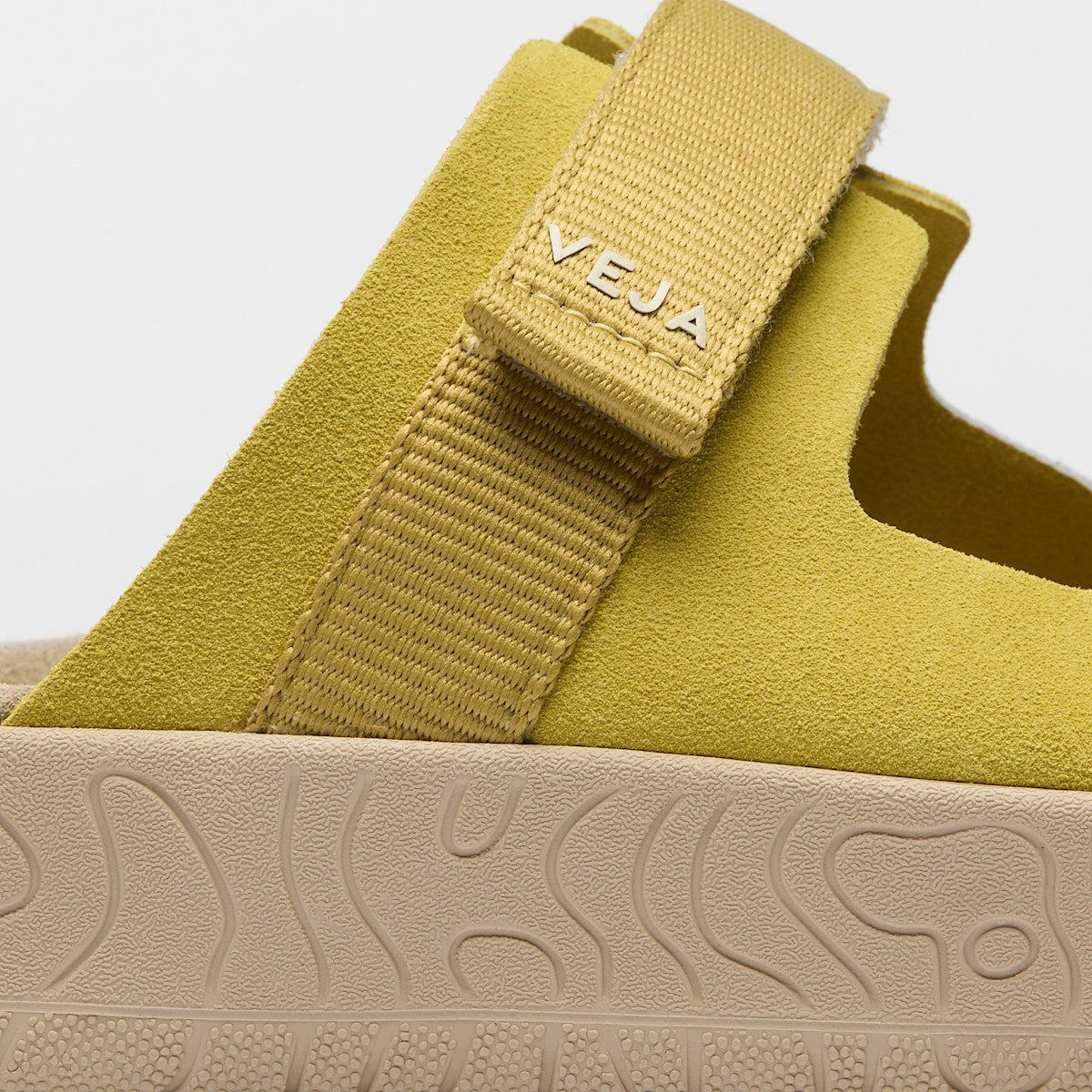 ARPOADOR SUEDE LIQUOR OCRE — 3