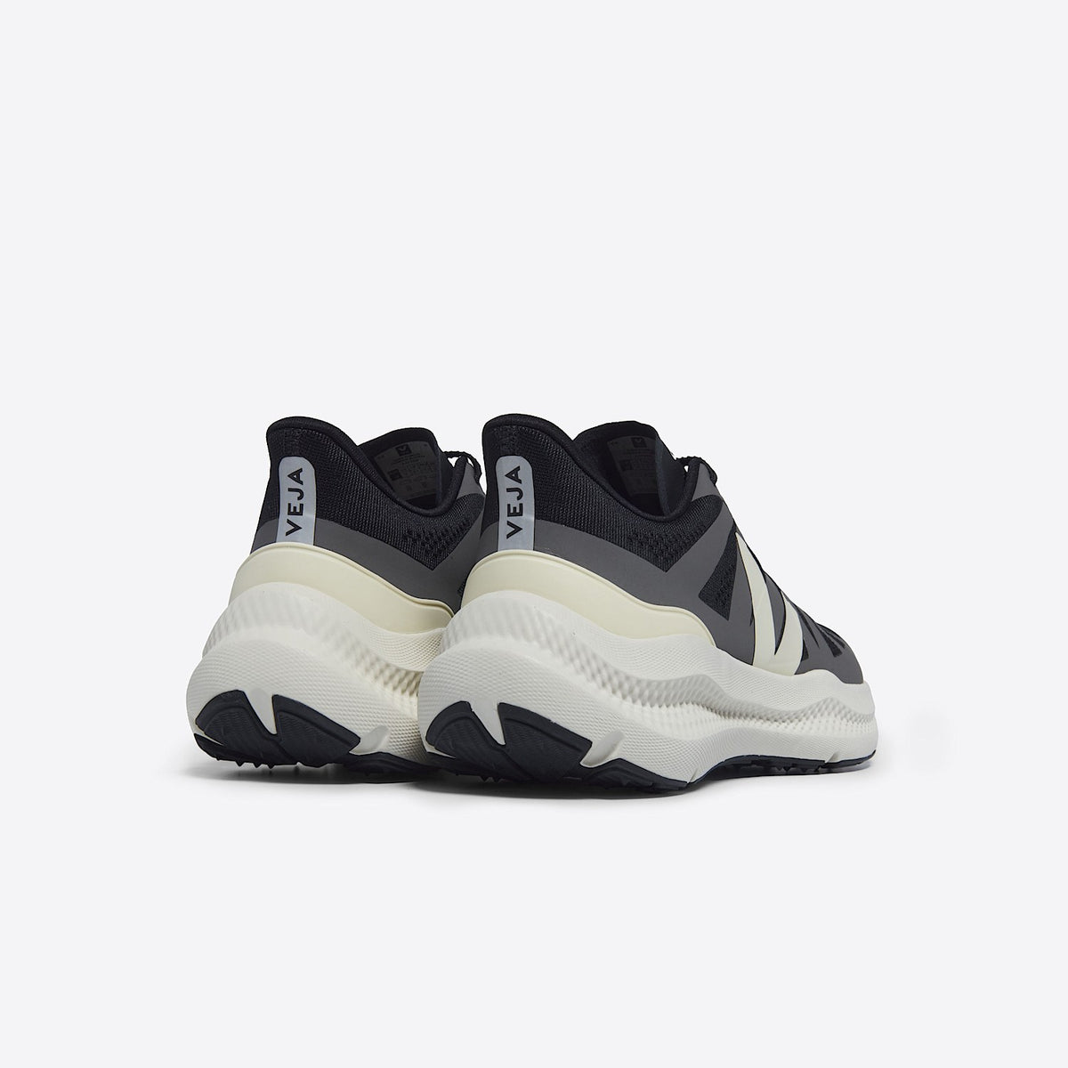 CONDOR 3 ENGINEERED-MESH BLACK CALCAIRE — 3