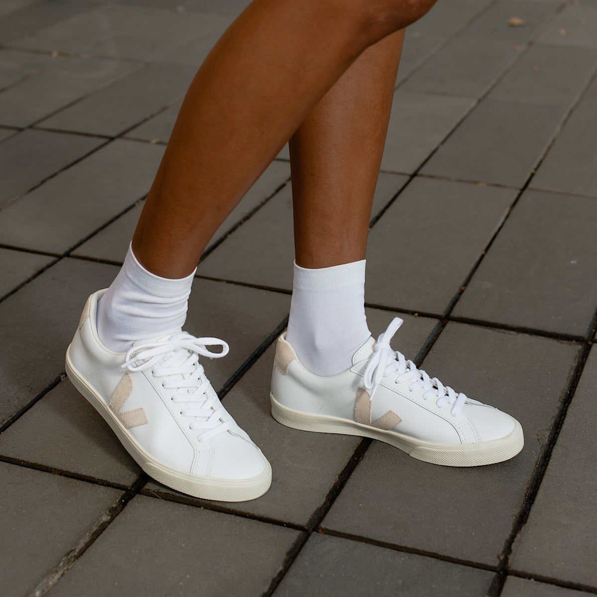 ESPLAR LEATHER WHITE SABLE — 4