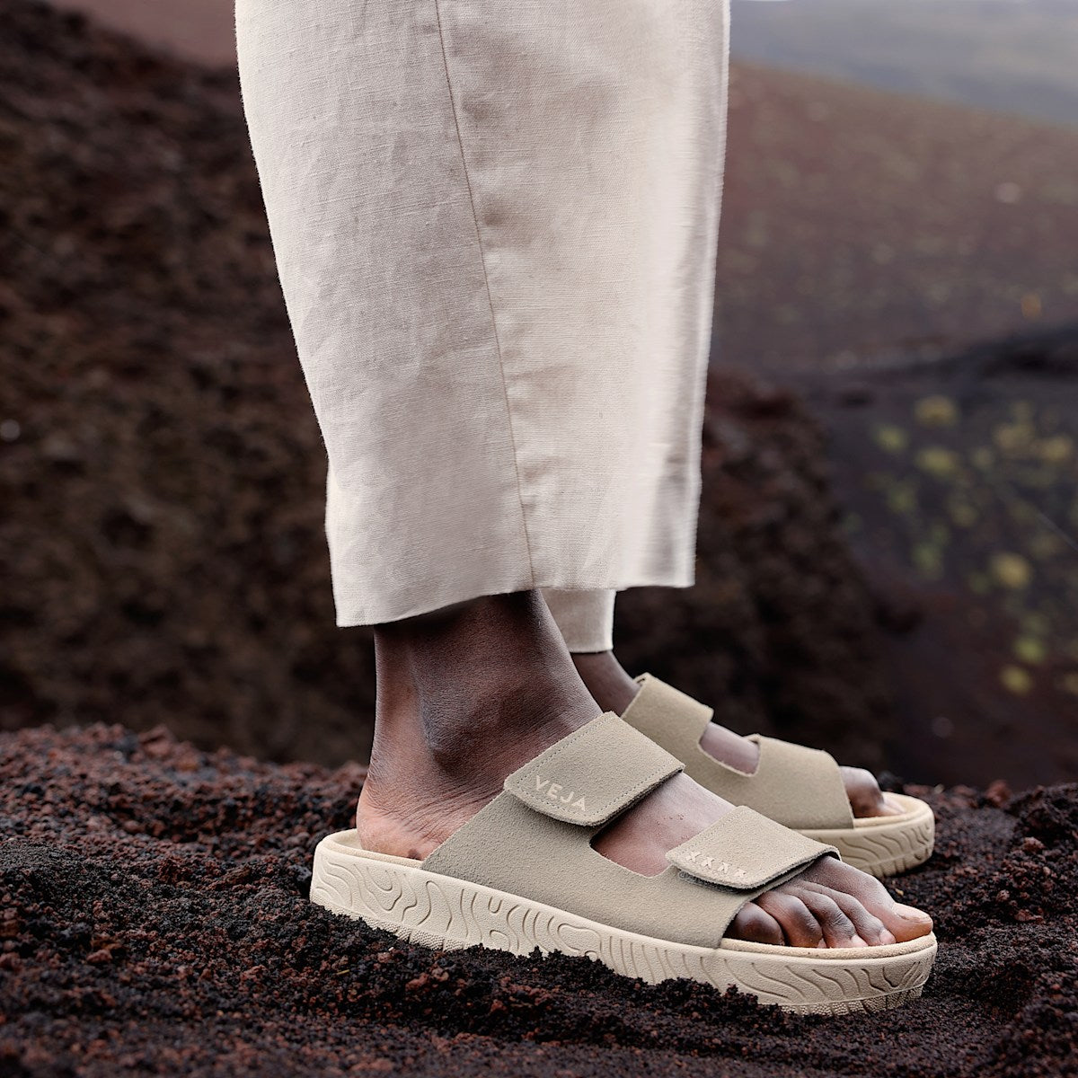ETNA SUEDE TAUPE ALMOND — 7