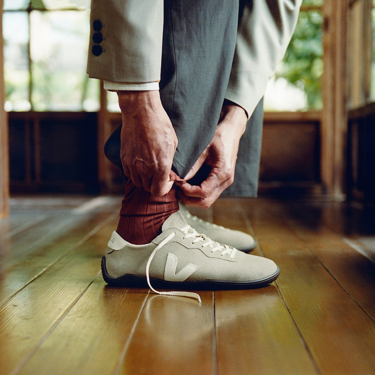 JITSU SUEDE TAUPE PIERRE — 4
