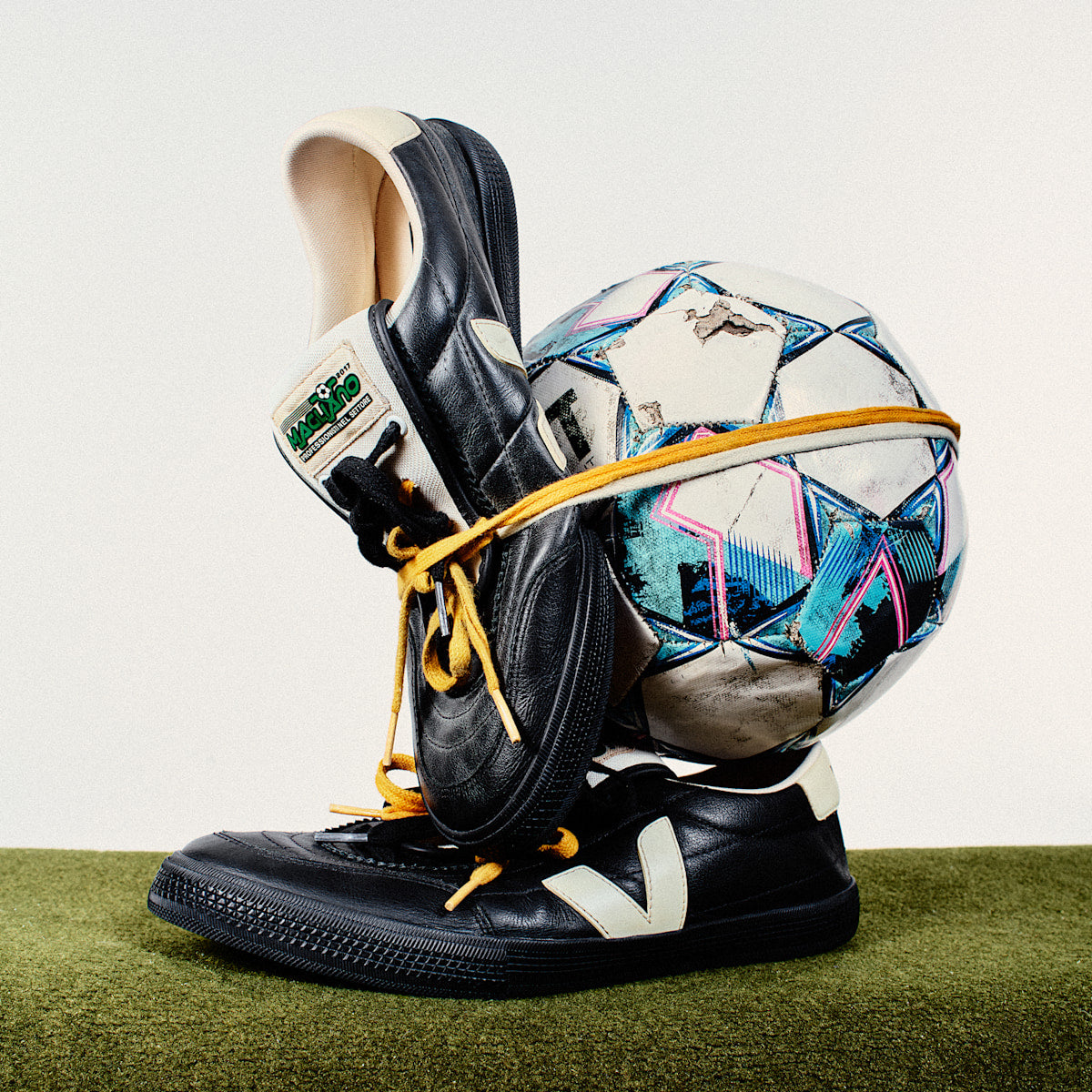 PANENKA LEATHER VEJA X MAGLIANO BLACK — 6