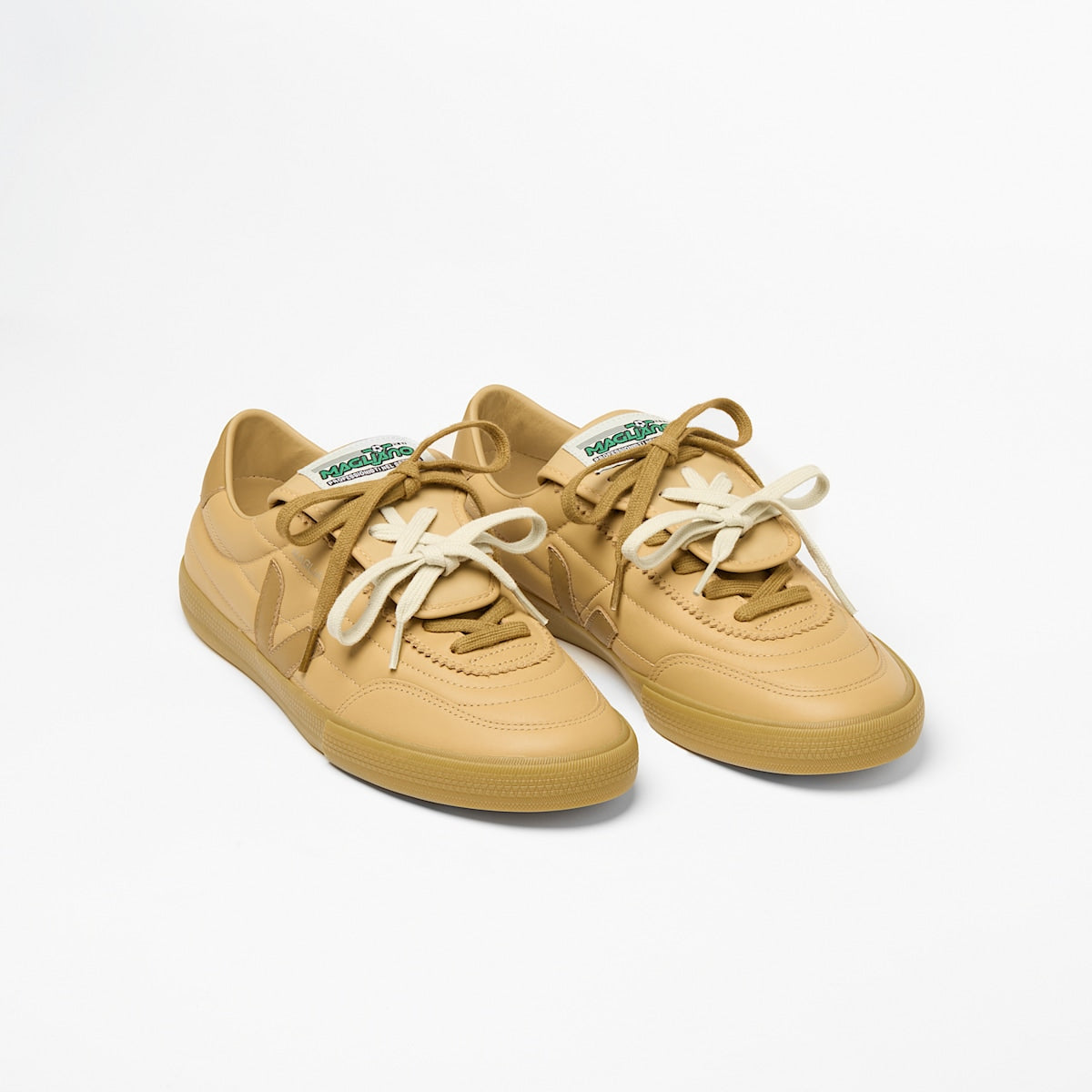 PANENKA LEATHER VEJA X MAGLIANO TAFFY — 2