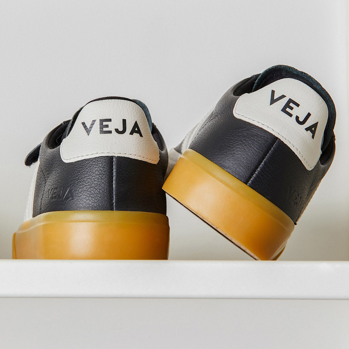 RECIFE LEATHER BLACK WHITE — 4