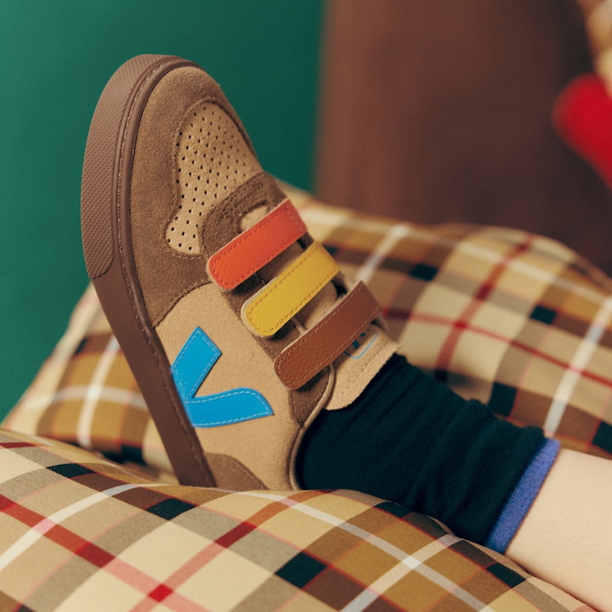 V-10 SUEDE DESERT EGEE BROWN — 4