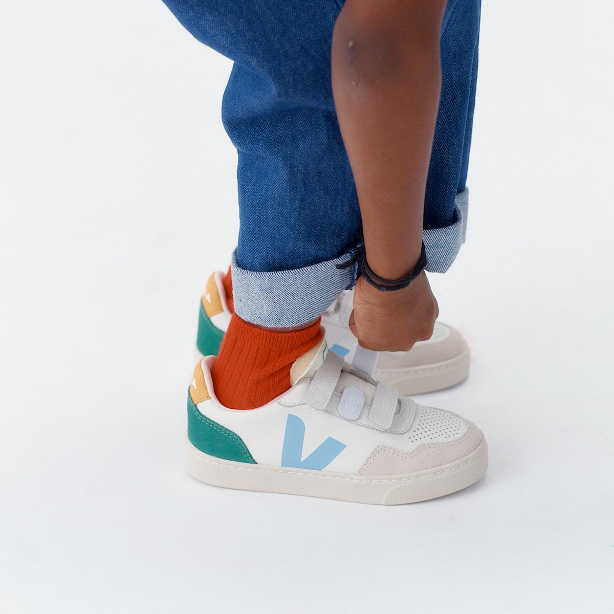 V-90 LEATHER WHITE AQUA EMERAUDE — 4