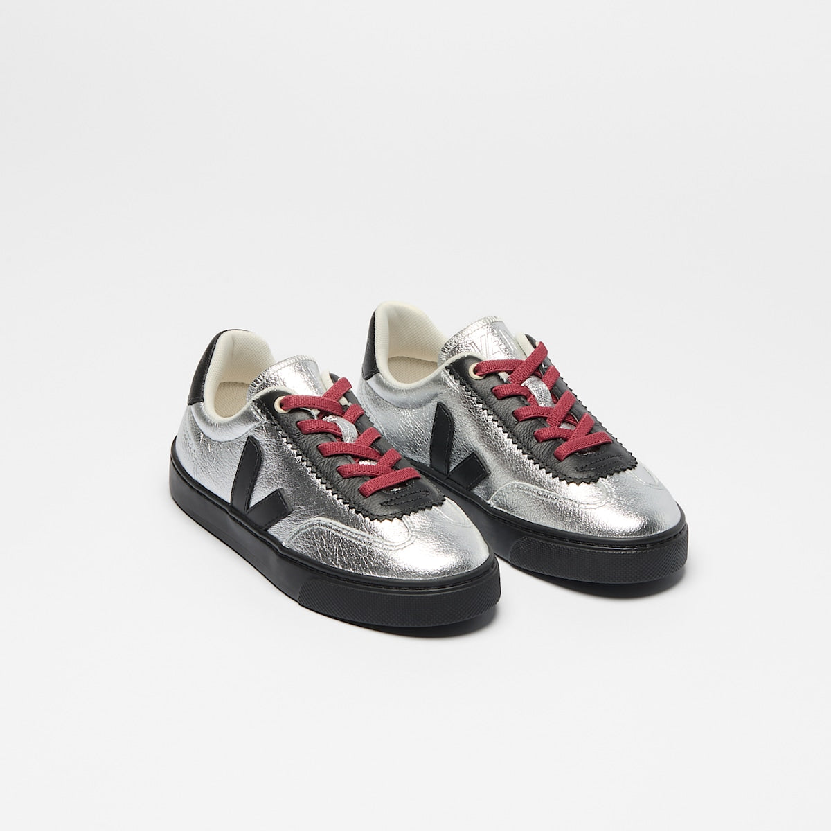 VOLLEY ELASTIC LACES LEATHER VEJA X JELLY MALLOW SILVER — 2