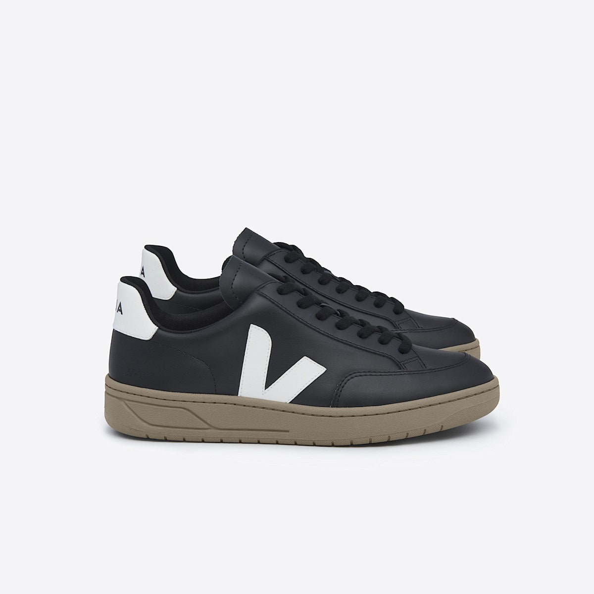 V-12 LEATHER BLACK WHITE DUNE — 1