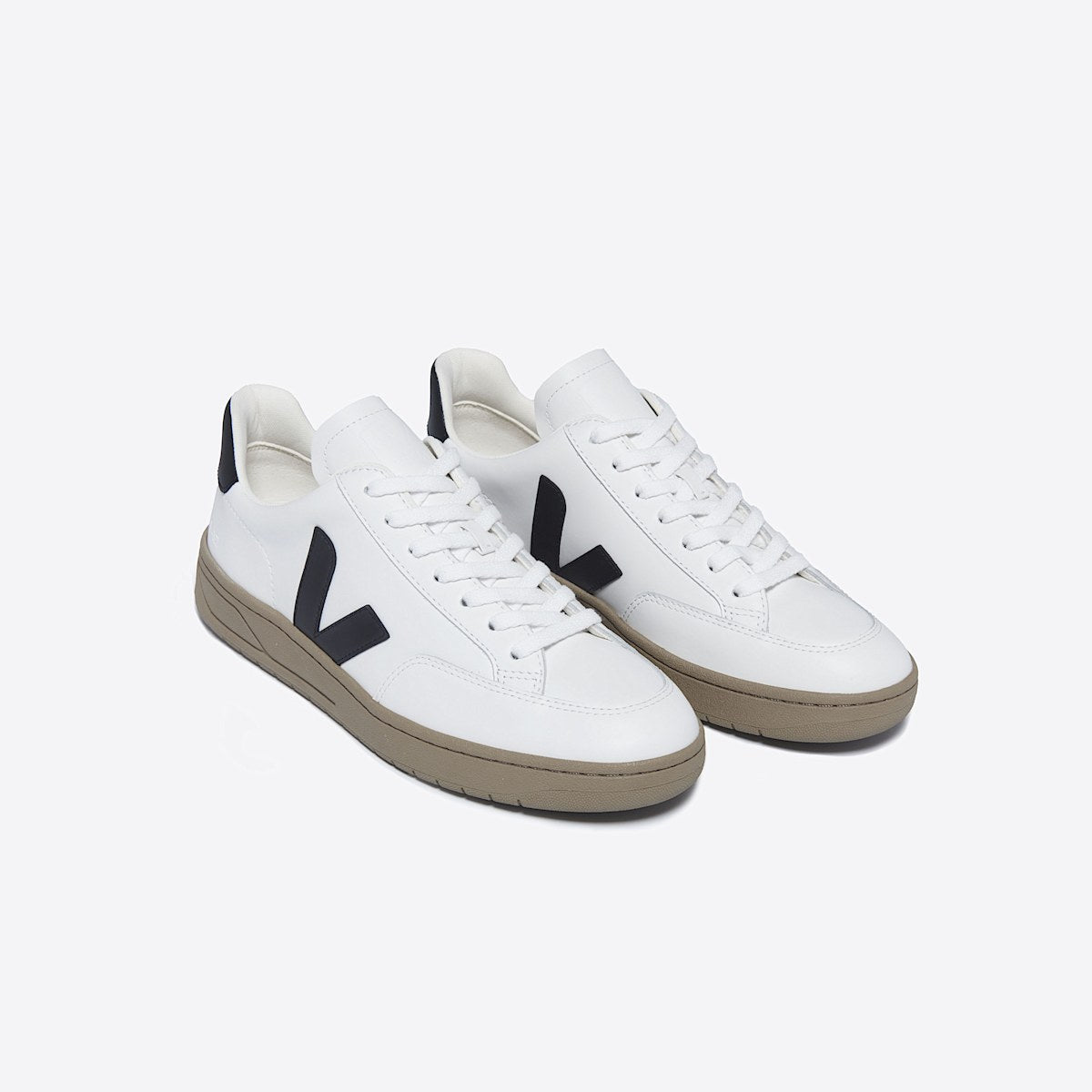 V-12 LEATHER WHITE BLACK DUNE — 2