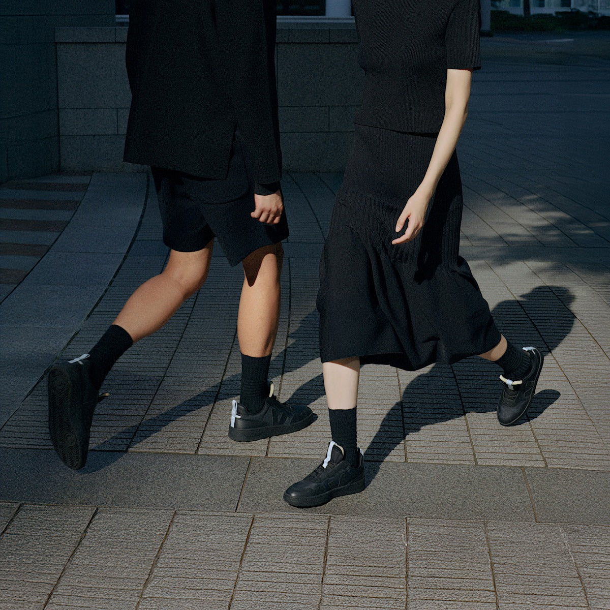 V-90 NOLYN VEJA | CFCL BLACK — 4