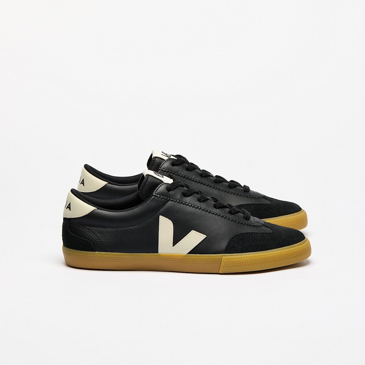 VOLLEY LEATHER BLACK PIERRE — 1