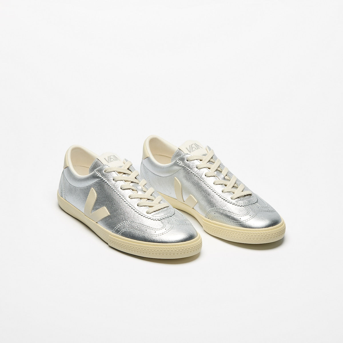 VOLLEY LEATHER SILVER PIERRE — 2